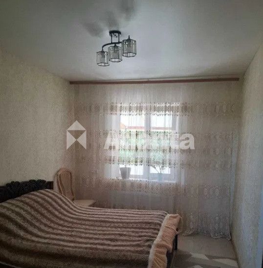 Двухэтажный дом в пригороде Одессы