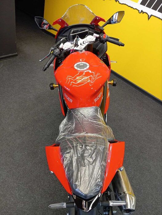 Новий Rider R1M 250CC