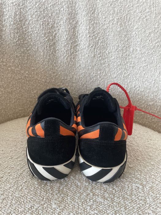Off-white Low Vulc Black Orange