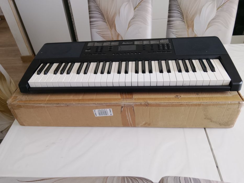 Piano como novo pouco uso