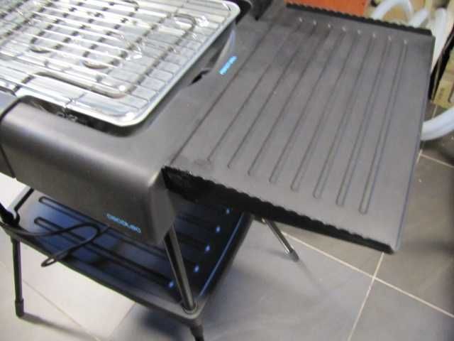 Grill elektryczny Cecotec PerfectSteak 4250