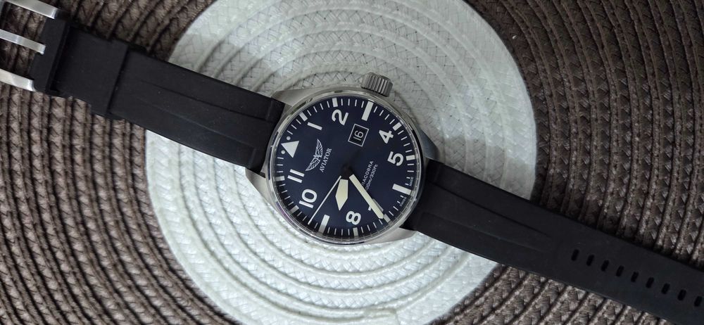 Aviator AIRACOBRA P42 , szafir , eta F06.161, Wr100m, zakręcana koronka , jak nowy !