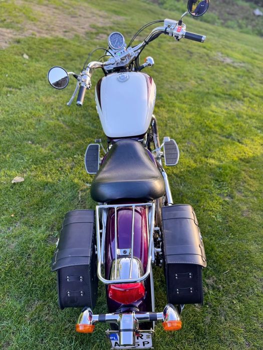 Motocykl Honda Shadow 1100