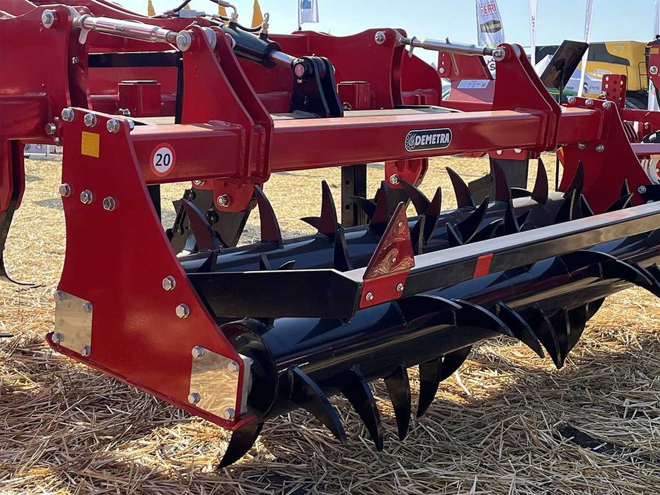 Глибокорозпушувач Dionis 5(2.5м)Гідравлічне регулювання Компенсація25%