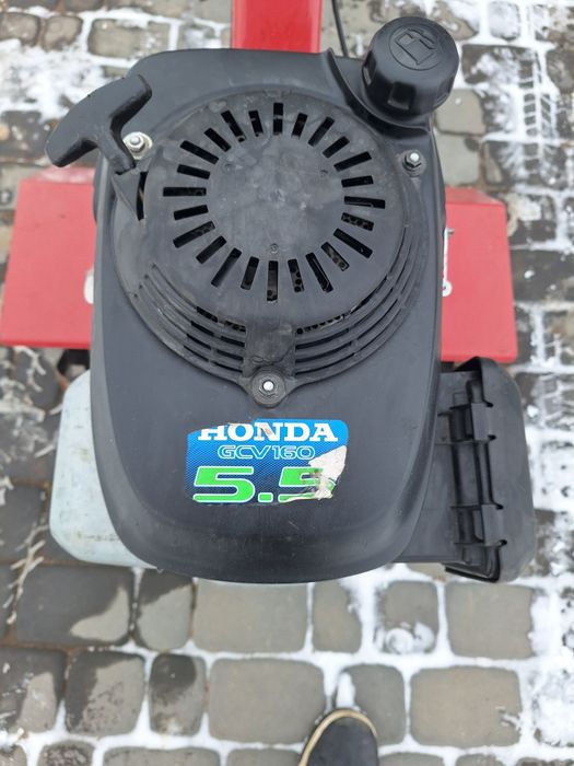 Glebogryzarka spalinowa silnik Honda