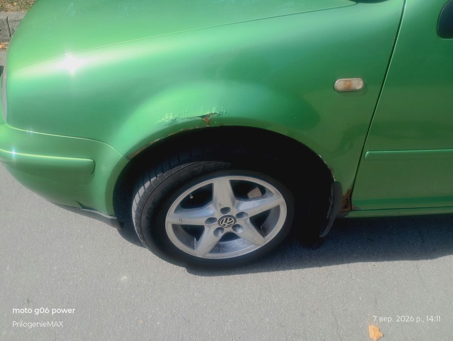 Продаж автомобіля гольф 4