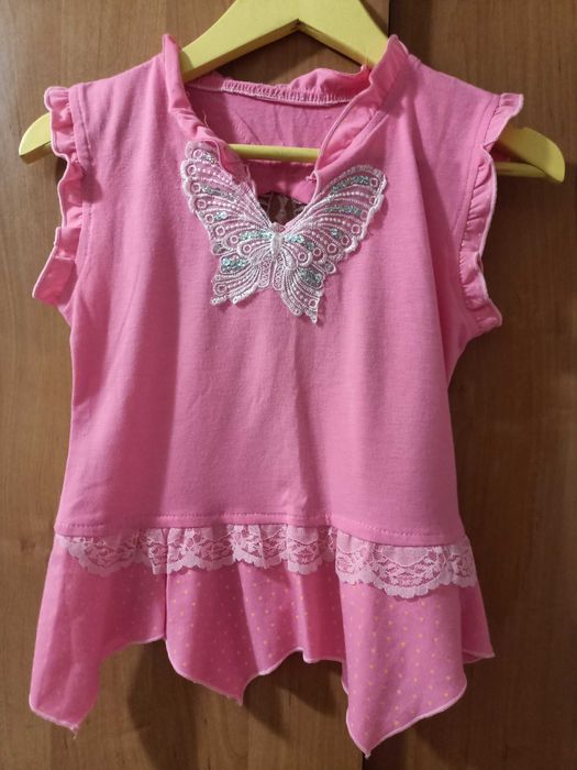 футболка  нарядная новая