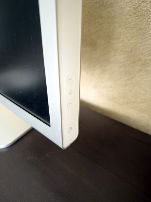 Monitor Apple Cinema Display 20''