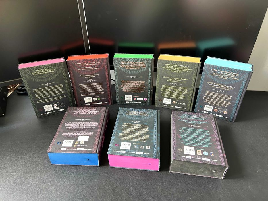 Sarah J. Maas Zabójczyni Szklany tron Wieża świtu Królestwo popiołów