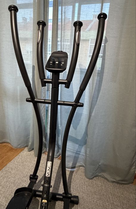 Elliptical Trainer with Bluetooth445714700573102080