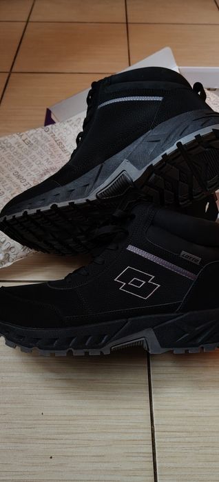 Buty sneakersy męskie Lotto rozm.45