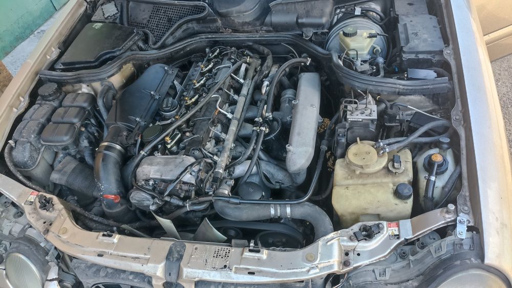 Продам Мерседес w210 на пружинах