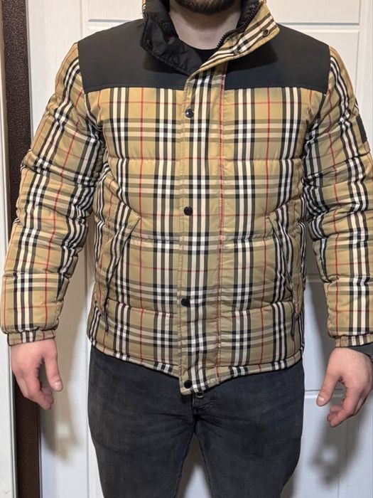 Пуховик Burberry