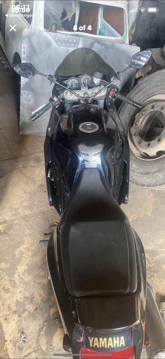 Yamaha FZR 1000 exup Génesis