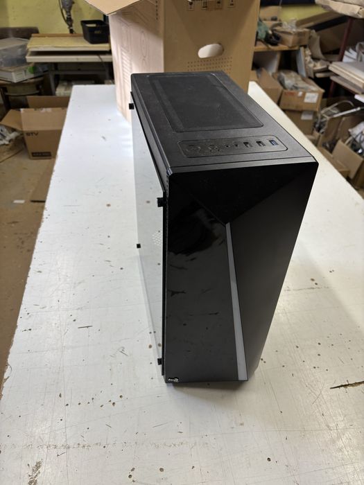 Obudowa Aerocool Shard black windows sprawna
