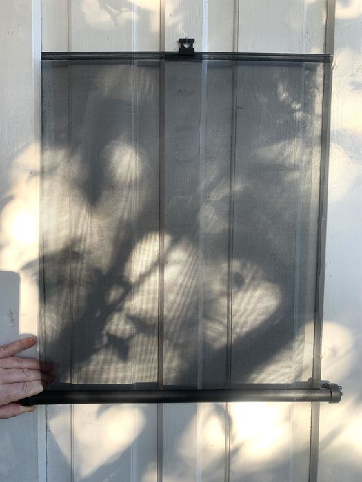 Шторки для захисту від сонця .