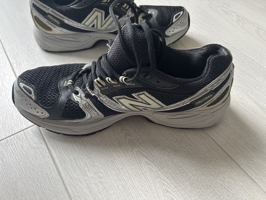 Buty NEW BALANCE 730 do biegania rozmiar 42,5 27cm