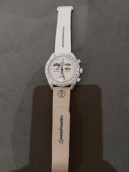 Swatch omega branco