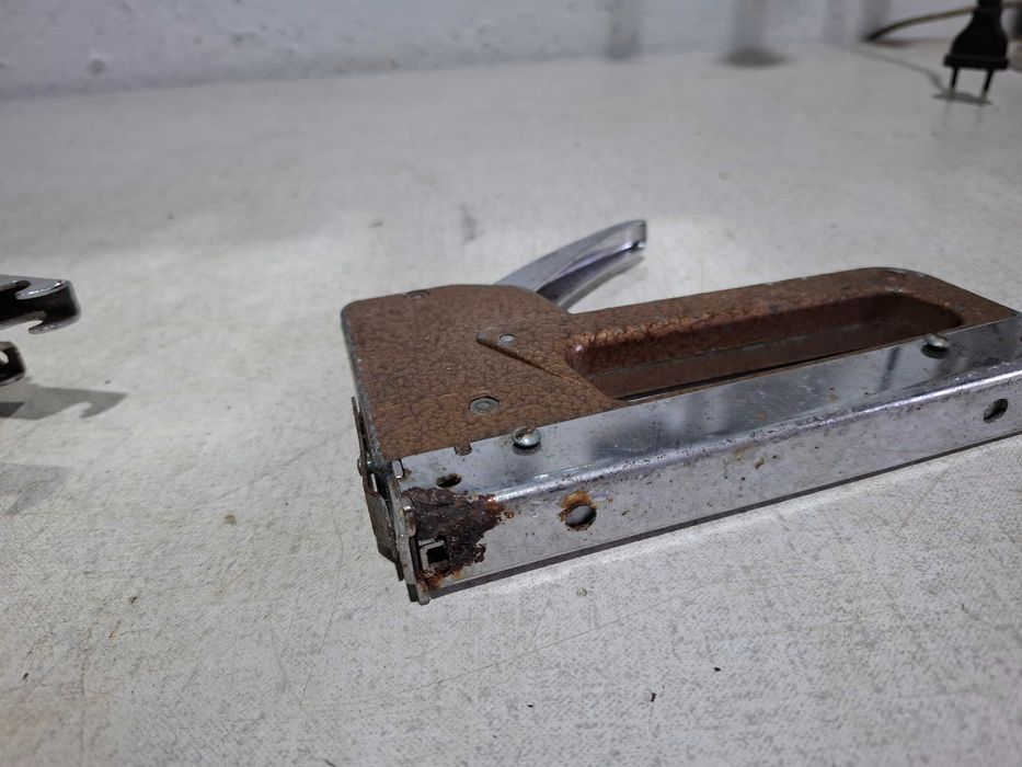 Zszywacze tapicerskie Rapid Esco 58