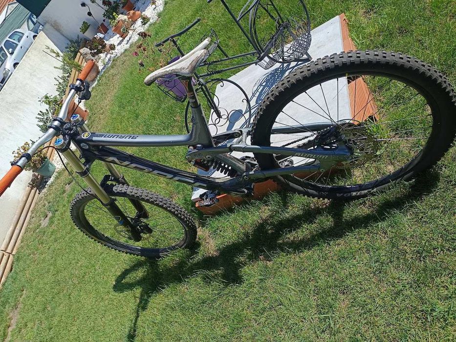 Bicicleta DownHill DH