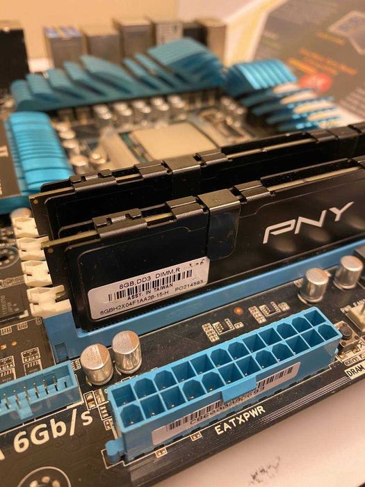 Комплект Asus p8z68 deluxe/gen3 + Core i7 3770K + 16 GB DDR3