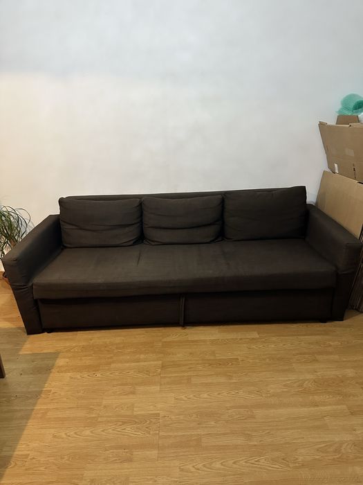 Sofa cama com arrumação