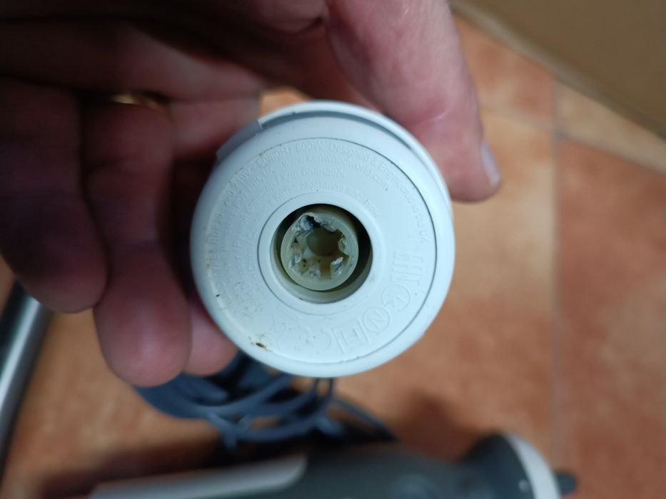 Varinhas mágicas Kenwood para desocupar