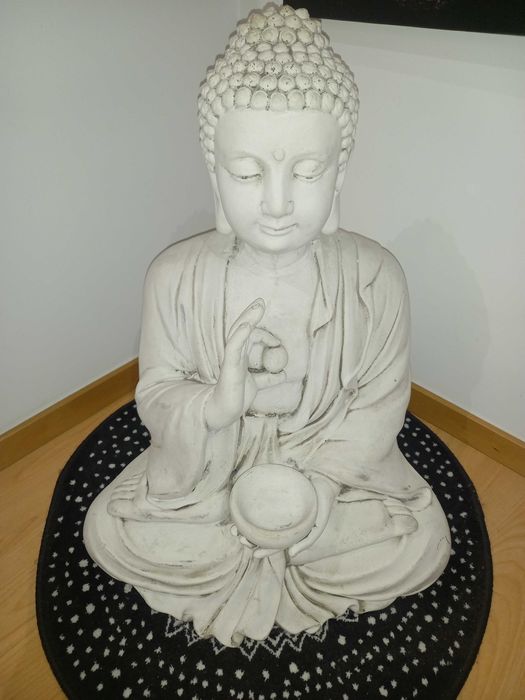 Buda em pedra para exterior ou interior