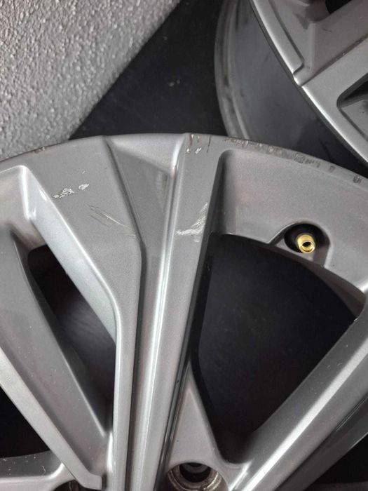 Jogo 4 jantes Peugeot  508, 3008, 5008, R17 x 7 , furos 5 x 108