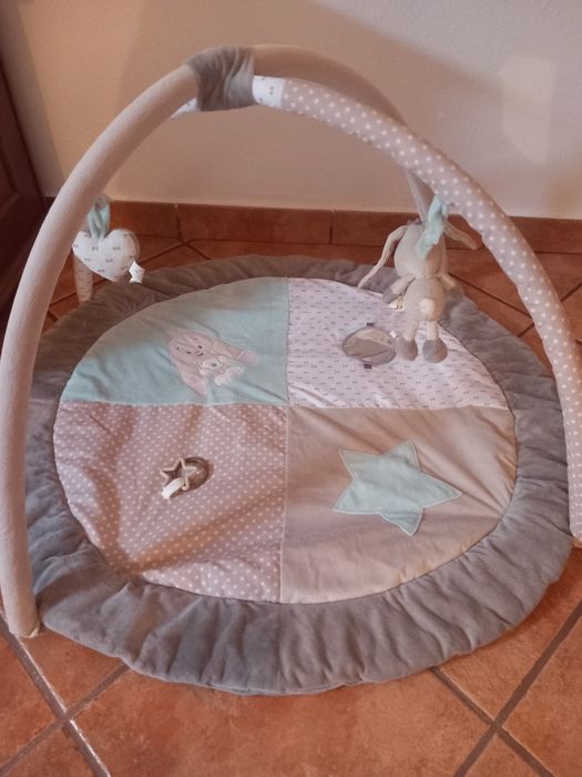 Tapede/ginásio para bebé