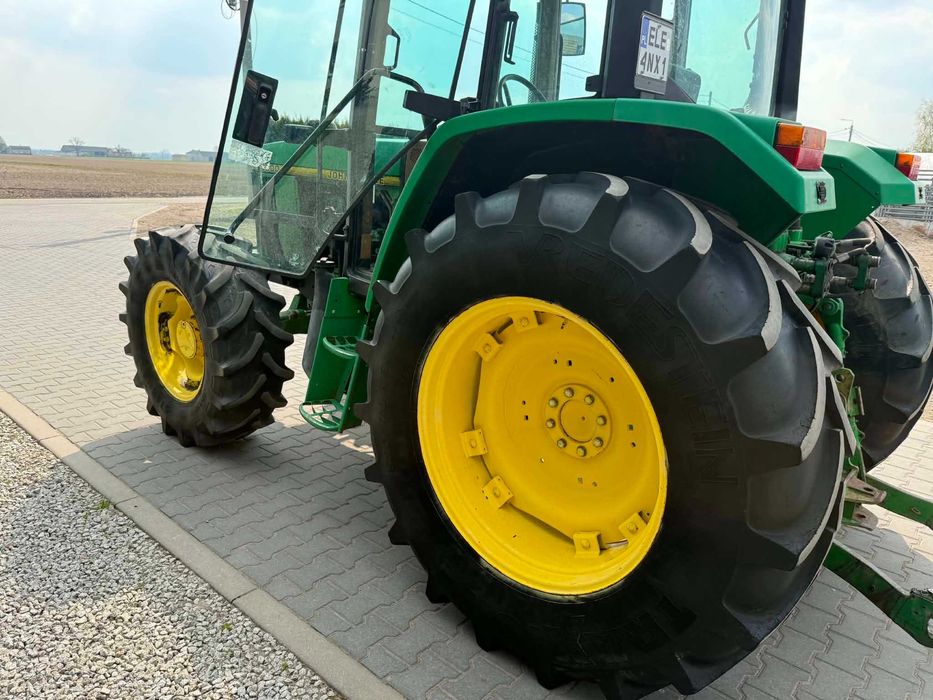 Ciągnik John Deere 6300