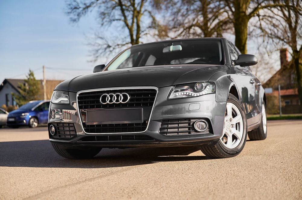 Audi A4 Limousine