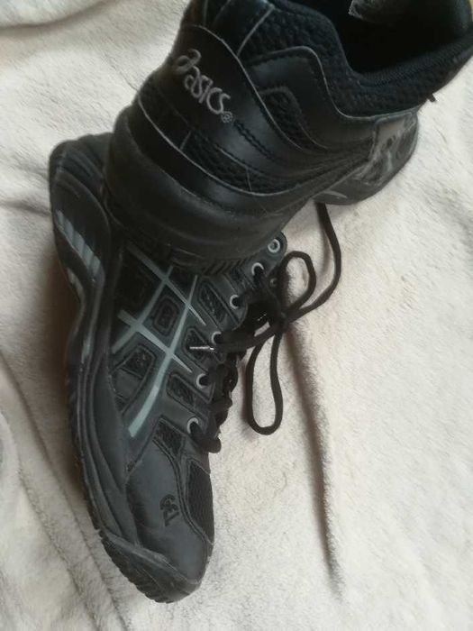 Buty Asics rozmiar 40,5