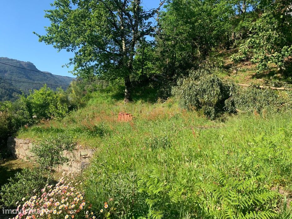 Terreno para Construção com 1000,2 m² na Vila do Gerês – Vilar da Veig — Vilar da Veiga, Braga
