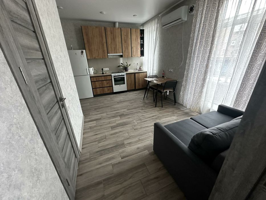 2 кімнатна квартира, В. Чорновола