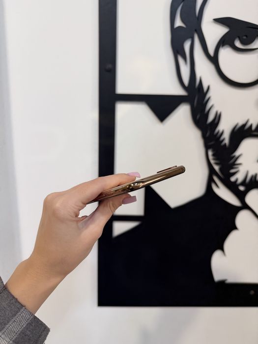 Б/У IPHONE XS Max 64 Gold Neverlock