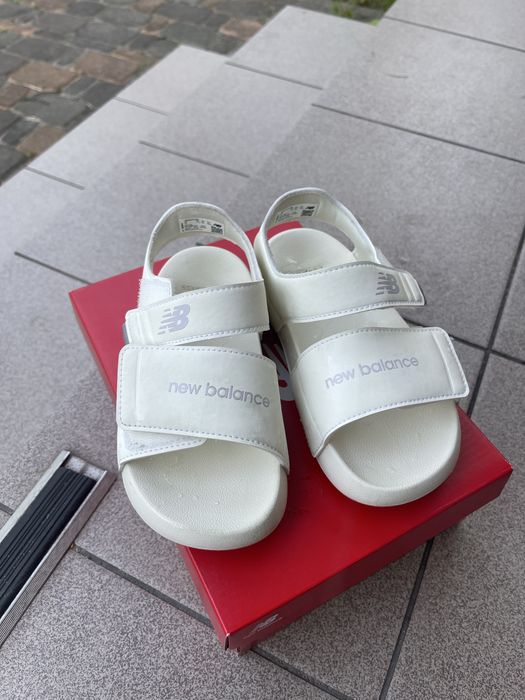 Продам дитячі босоніжки 30 р New balance original