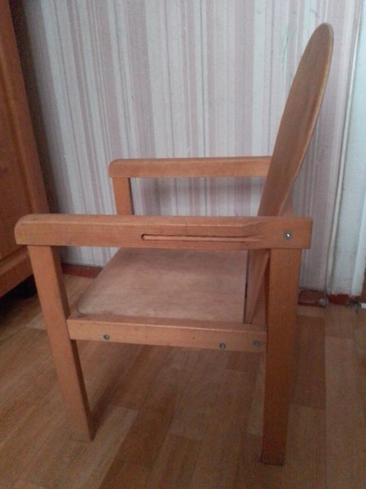 Дитячий столик та стілець