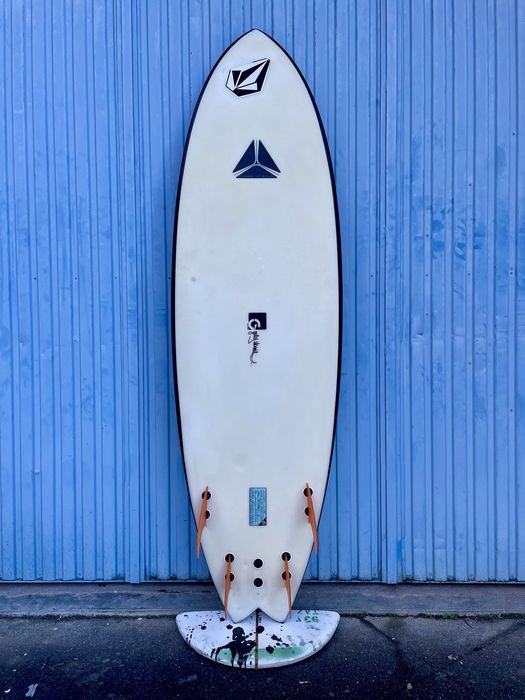 6’1 Gary McNeill RASTA ALIEN