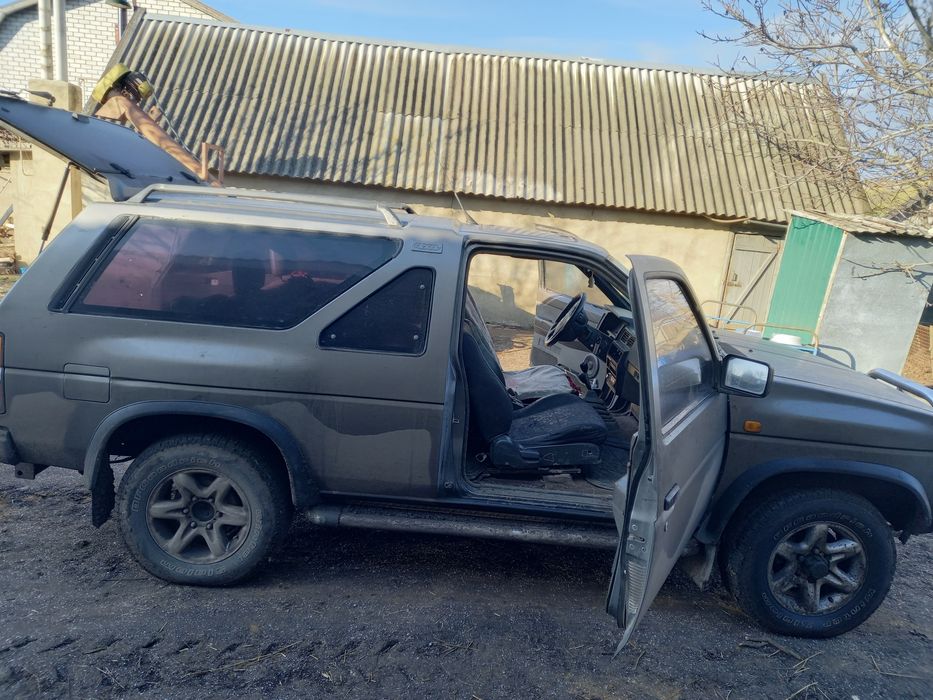 Продам Nissan Terrano