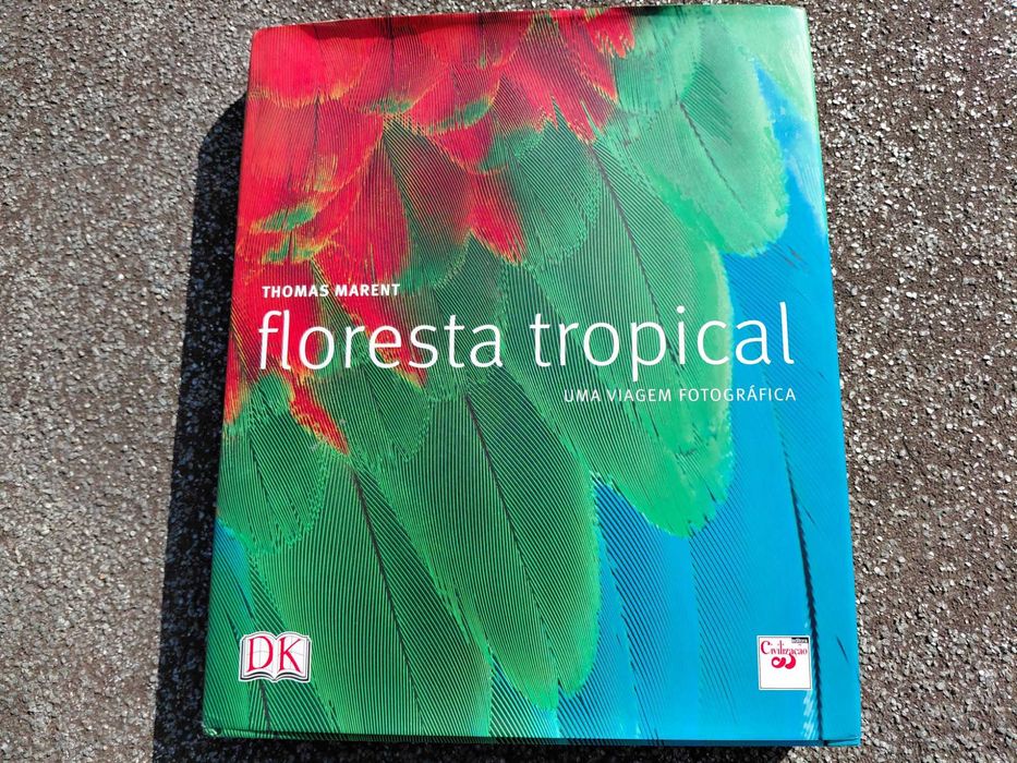Livro Sobre a Floresta Tropical com 360 Páginas