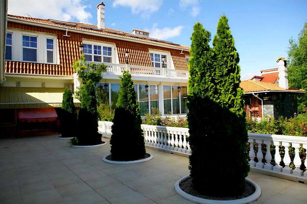 Роскошная VILLA на 20 сотках 1400 кв.м 10 спален  СОВИНЬОН