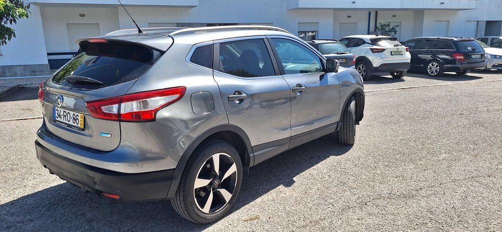 Vende-se Nissan Qashqai