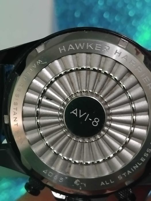 Relogio Piloto AVI-8 Hawker Harrier Mostrador de Carbono.Bom Estado.