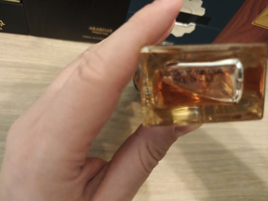 French Avenue Obsidian – Nowość 2025 | Orientalny Unikat (Tylko psik t