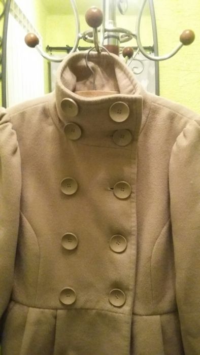 Płaszczyk damski beżowy Pretty Girl 40 (L)