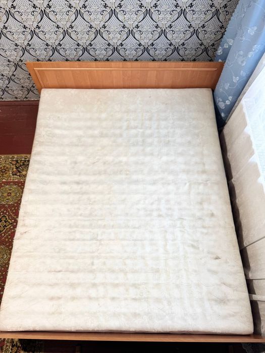 Ліжко двоспальне