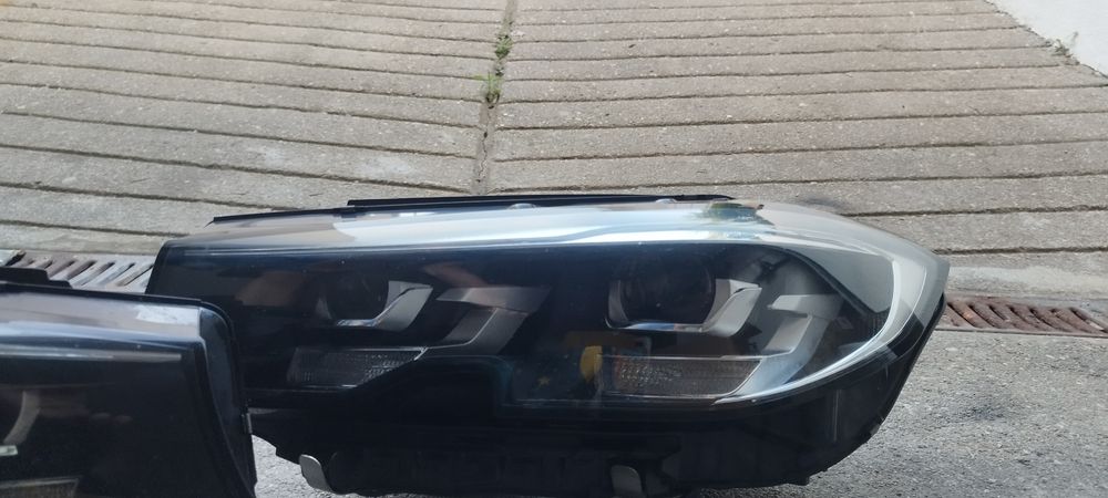 faróis BMW série 3 g20