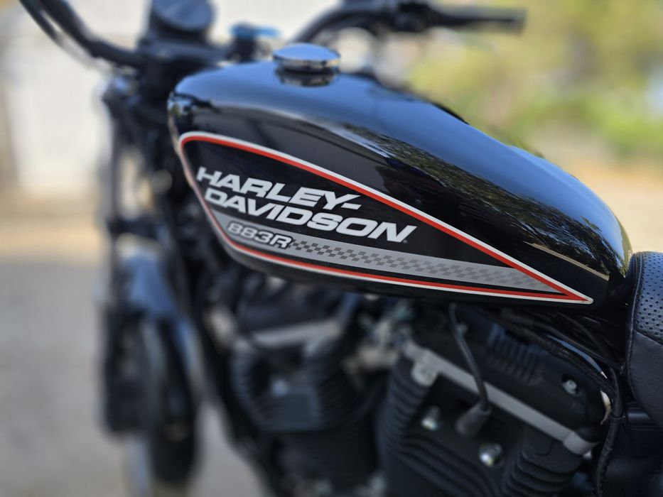 Harley davidson 883r