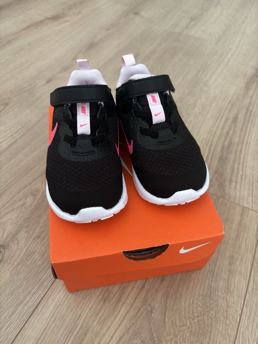 Sapatilhas Nike criança Novas